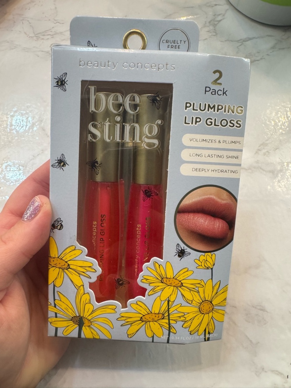 NEW Beauty Concepts Bee Sting 2 Ultra Lip Plumper in Minutes